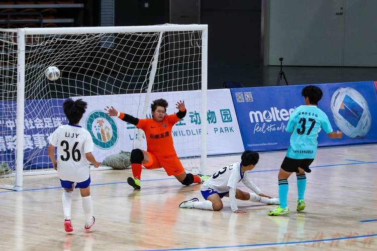 开云体育最新动态:第一届全国全民健身大赛总决赛足球(五人制)在常州盛大开幕 开云体育最新动态:第一届全国全民健身大赛总决赛足球(五人制)在常州盛大开幕